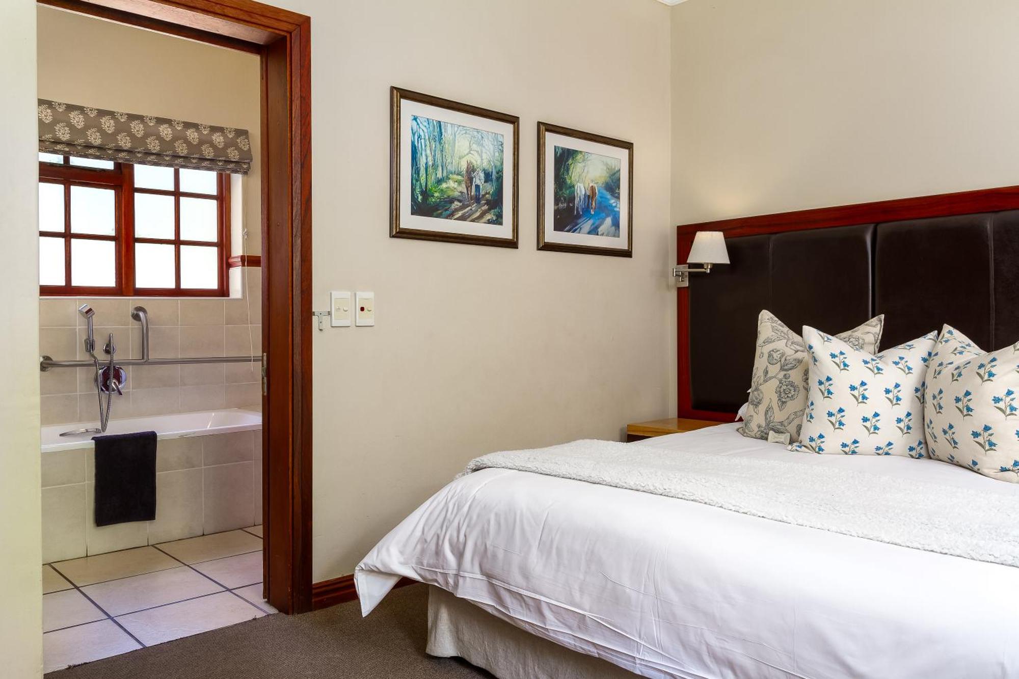 Noordhoek Village Hotel Esterno foto