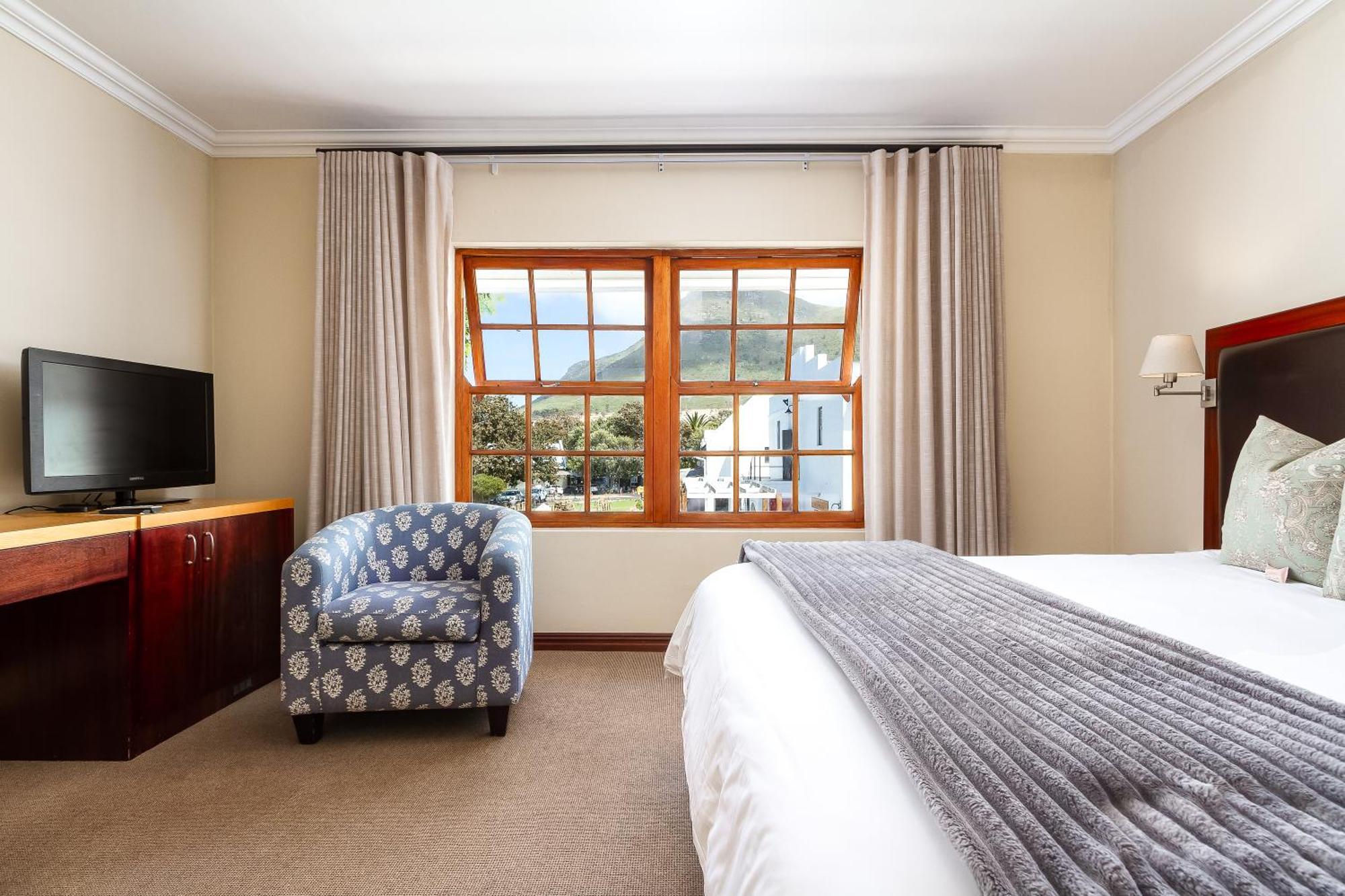 Noordhoek Village Hotel Esterno foto